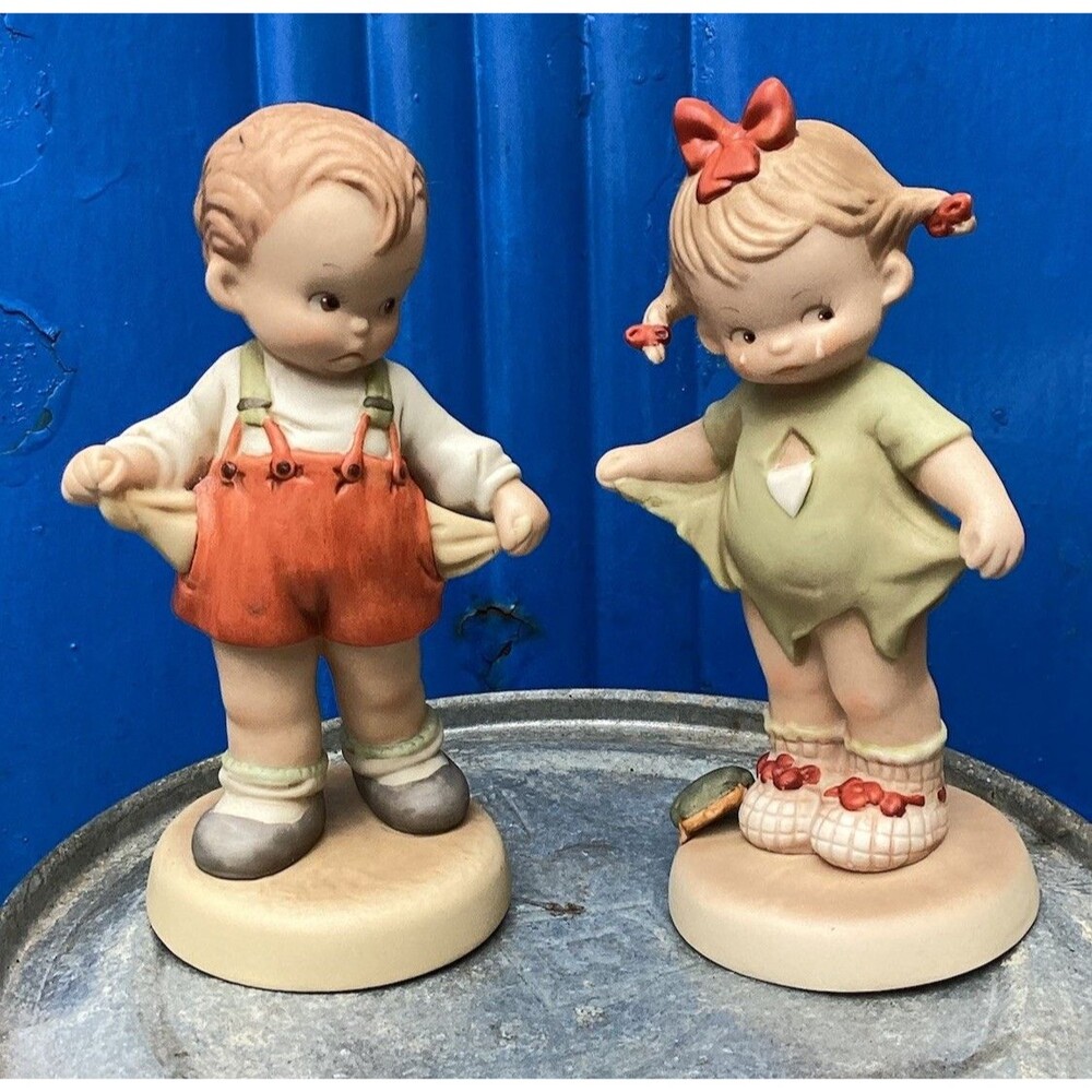 Enesco Memories of Yesterday Mommy I Teared It & It's The Thought Figurines 1987